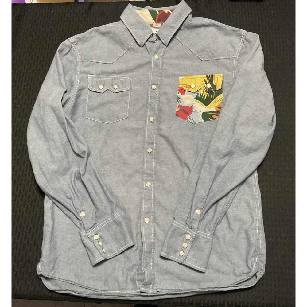 Beautiful Giant Shirt Mens Medium Blue Chambray Western Hawaiian Pocket Snap‎
